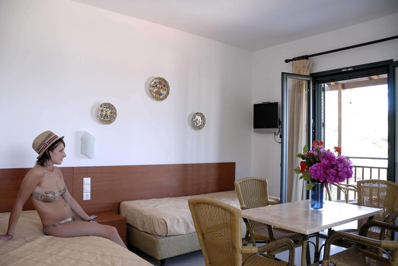 Mariamare Apts Stalida Quarto foto